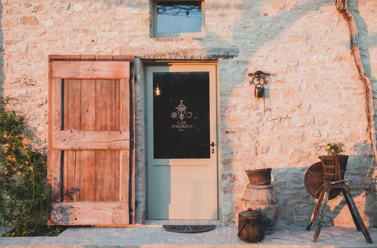 Borgo Antichi Orti Assisi Hotel Buitenkant foto