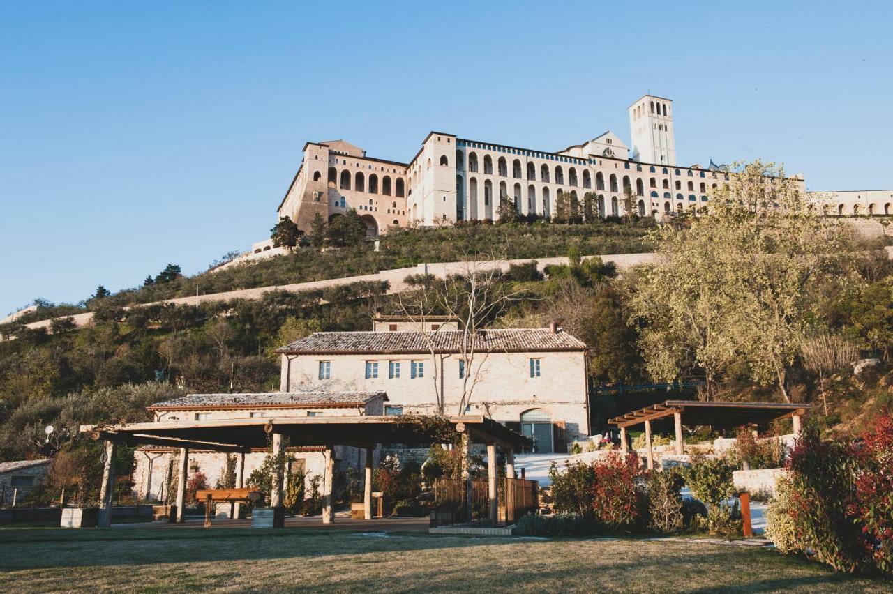 Borgo Antichi Orti Assisi Hotel Buitenkant foto